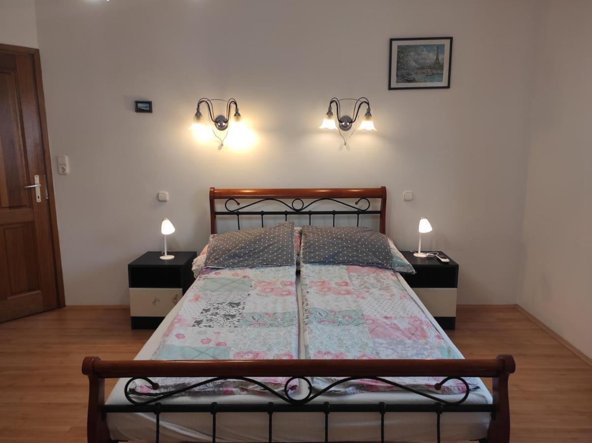 Badacsony Apartmanhaz Badacsonytomaj Εξωτερικό φωτογραφία
