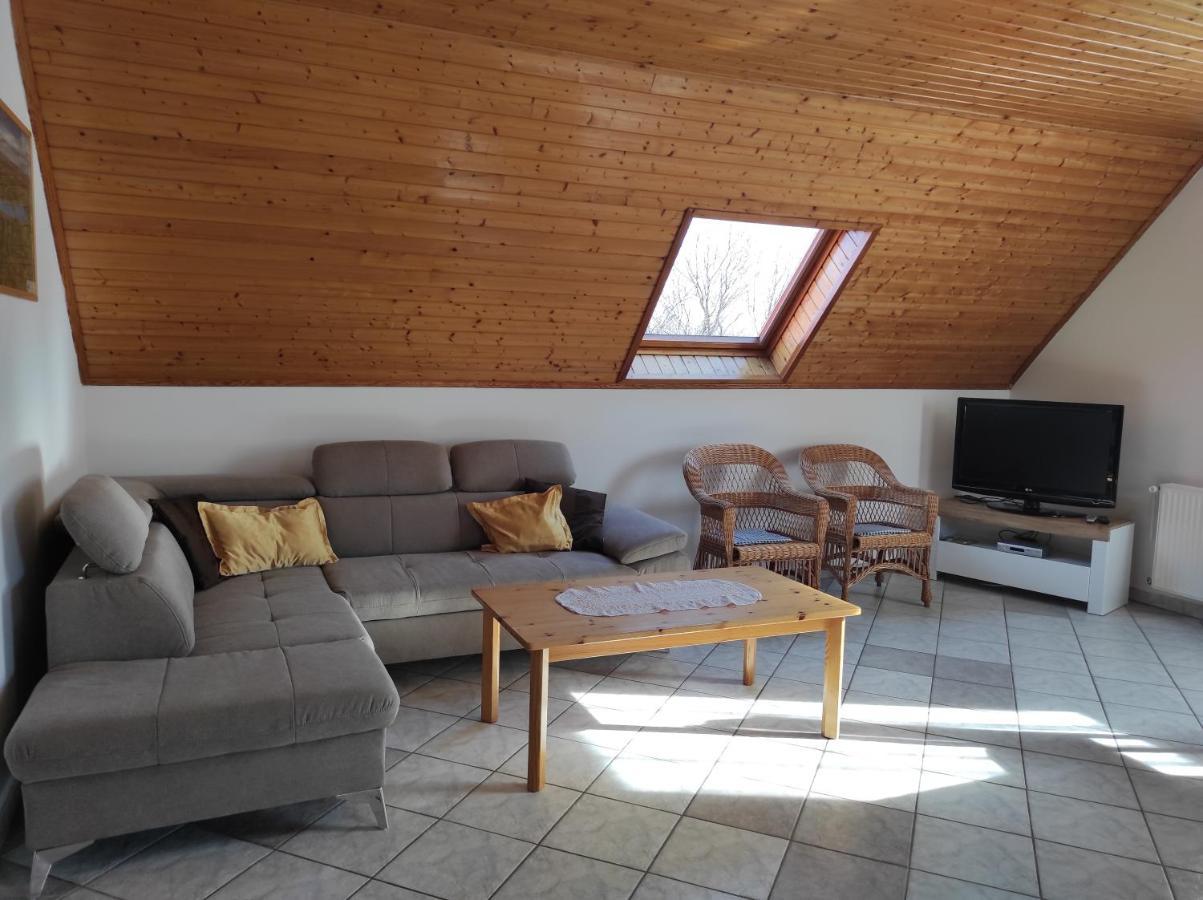 Badacsony Apartmanhaz Badacsonytomaj Εξωτερικό φωτογραφία