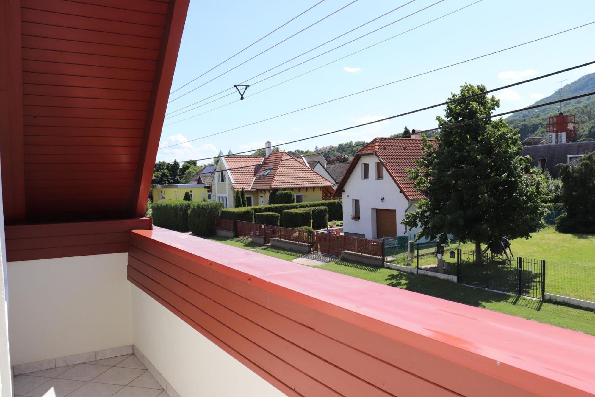 Badacsony Apartmanhaz Badacsonytomaj Εξωτερικό φωτογραφία