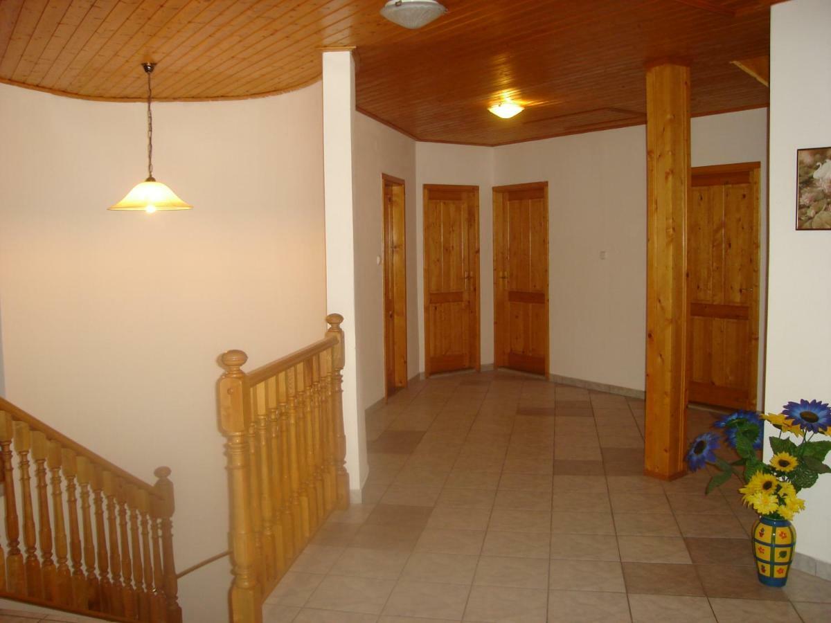 Badacsony Apartmanhaz Badacsonytomaj Εξωτερικό φωτογραφία